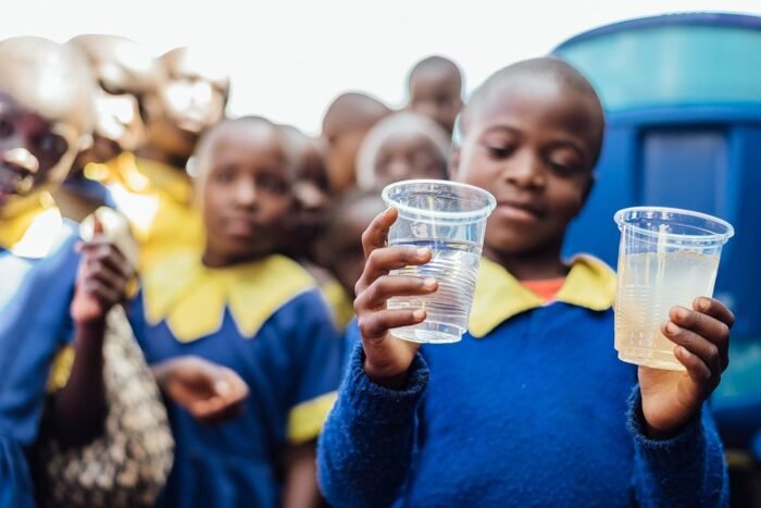 LifeStraw Community High-Volume Water Purifier - Image 4